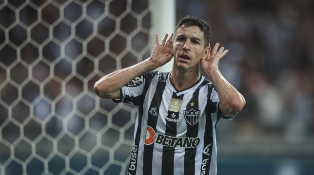 "Nacho" Fernández negó conflictos en Atlético Mineiro y una supuesta vuelta a River | Deportes