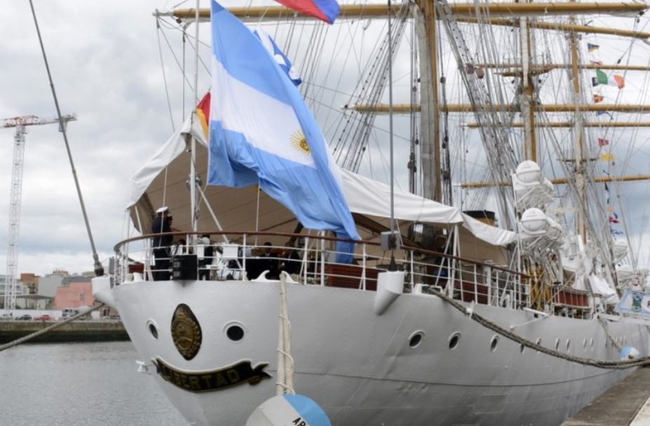 Dictaron la conciliación obligatoria por el paro que tiene varada a la Fragata Libertad | Actualidad