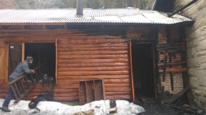 Un grupo de mapuches usurpó una cabaña en Villa Mascardi | Actualidad