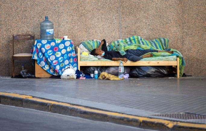 Casi 4 de cada 10 personas en la Argentina son pobres, según el INDEC | Economía