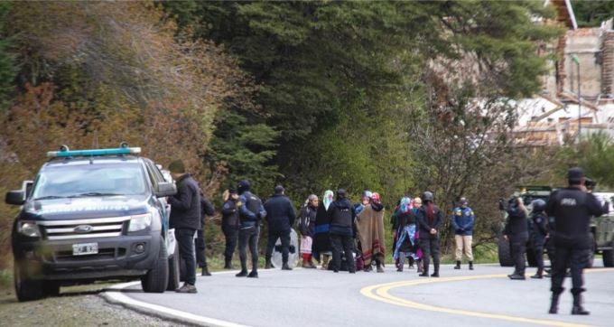 Balearon a un colectivero en Monte Grande en medio de un robo: hay tres líneas de paro | Actualidad