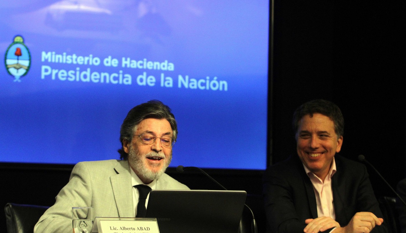 Suspenden por 180 días el impuesto a las ganancias financieras de los no residentes | Política