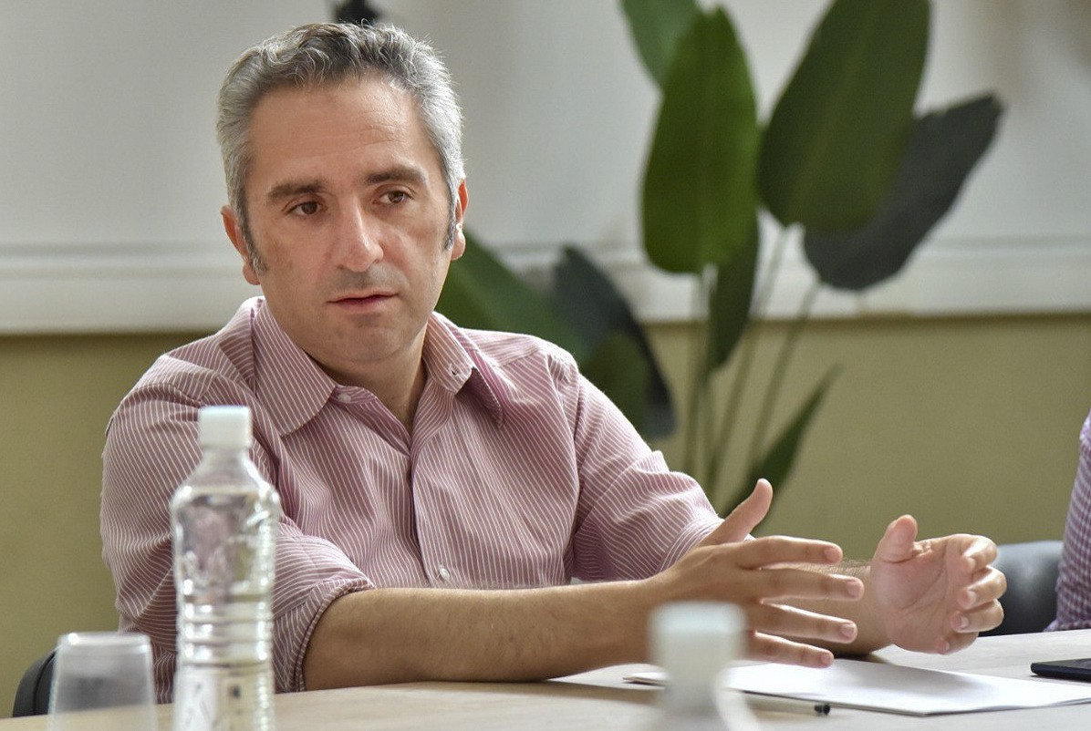 Larroque cuestionó a los que "le quemaron la cabeza al presidente" | Política