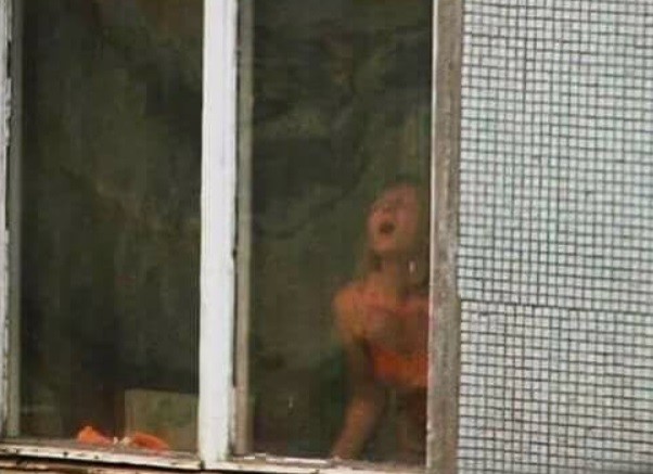 "Viva el sexo, pero gritá un poco menos": la irónica carta que le dejó a su vecina para reclamarle por el ruido | Internacionales