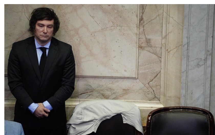 "Si Milei hubiera estado en su banca": JxC lo responsabiliza por nueva tasa a pasajes aéreos | Política