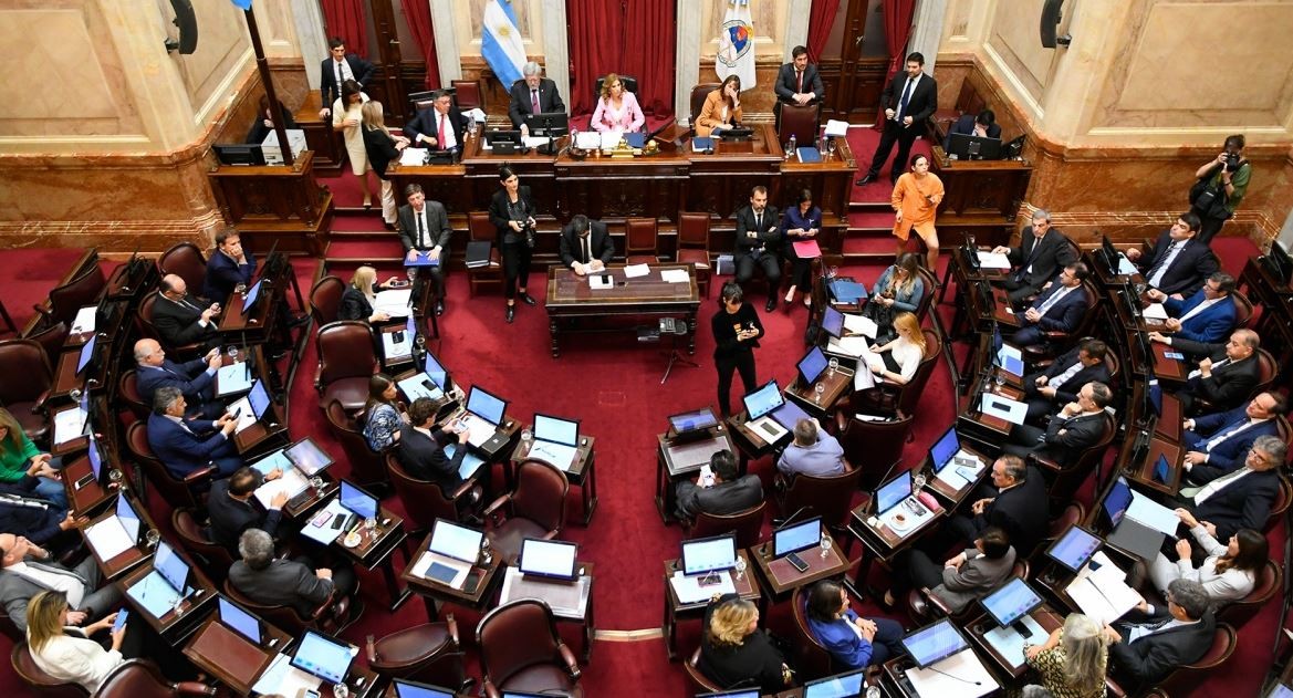 Senado: aprobaron la suspensión por 10 años de desalojos en barrios populares | Política