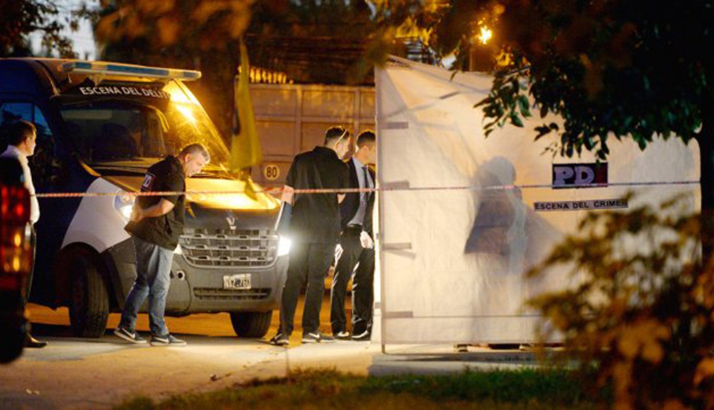 Horror en Rosario: ahorcó a dos hijos y luego se quitó la vida | Actualidad