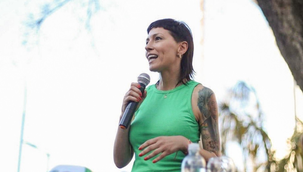 Mayra Mendoza anunció un bono de fin de año de $50.000 para empleados municipales en Quilmes | Política