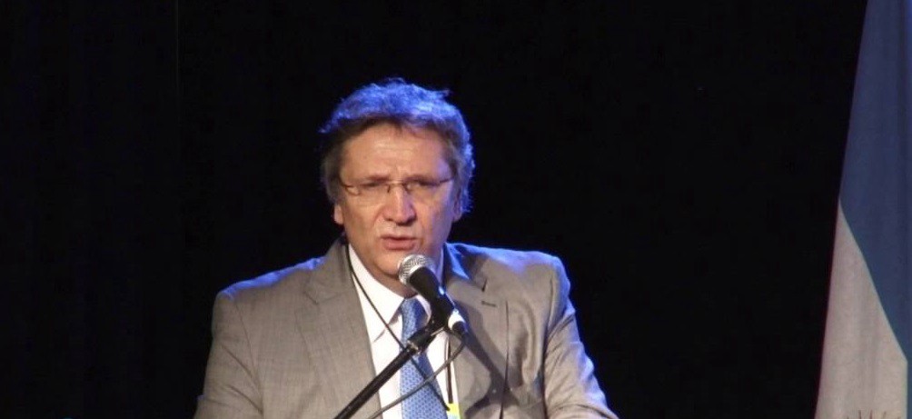 Scervino consideró "incomprensible" el pedido de renuncia tras la marcha de la CGT | Política