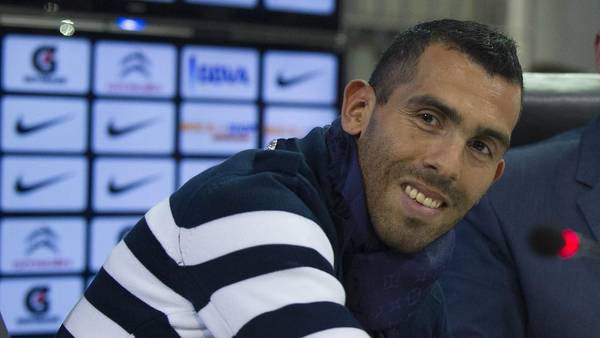 El noble gesto de Tevez con la policía que atropellaron tres veces para robarle | Deportes