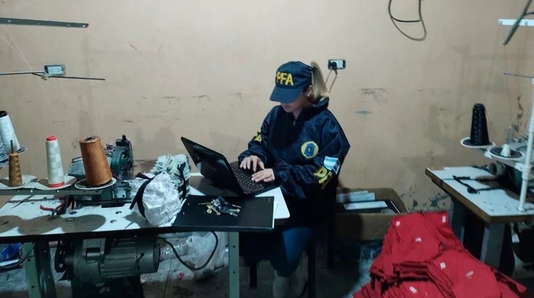 Al quedar internada por sobredosis, descubrieron que fue secuestrada hace 8 años: la esclavizaban en un taller textil | Actualidad