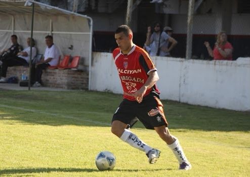 Hallaron muerto a Maximiliano Gay, reconocido exfutbolista del ascenso: investigan si se quitó la vida | Deportes