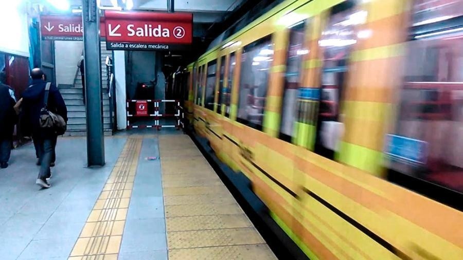 La línea B de subte reanuda su servicio tras el paro sorpresivo | Actualidad
