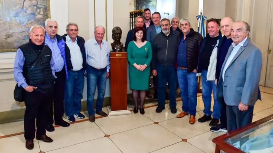 La ministra de Trabajo cruzó al jefe de Asesores del Presidente tras proponer reforma laboral | Política