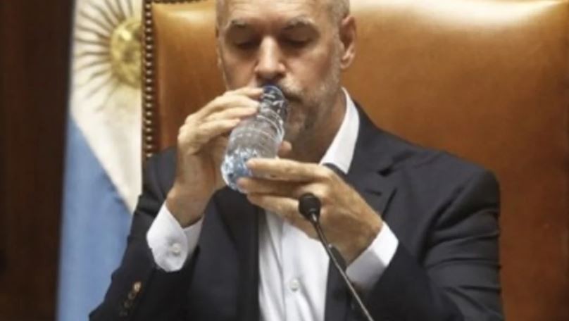 Larreta respondió a una crítica en redes sociales: "Tengo temblor esencial, me lo diagnosticaron a los 5 años" | Política