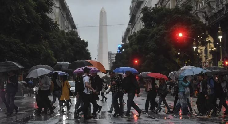 Hay alertas amarilla y naranja por tormentas en nueve provincias y la ciudad de Buenos Aires | Actualidad