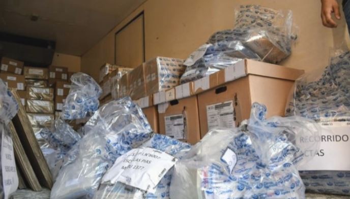 Avanza la organización de las elecciones: el Gobierno destinará más de 800 millones de pesos a la impresión de los padrones | Política