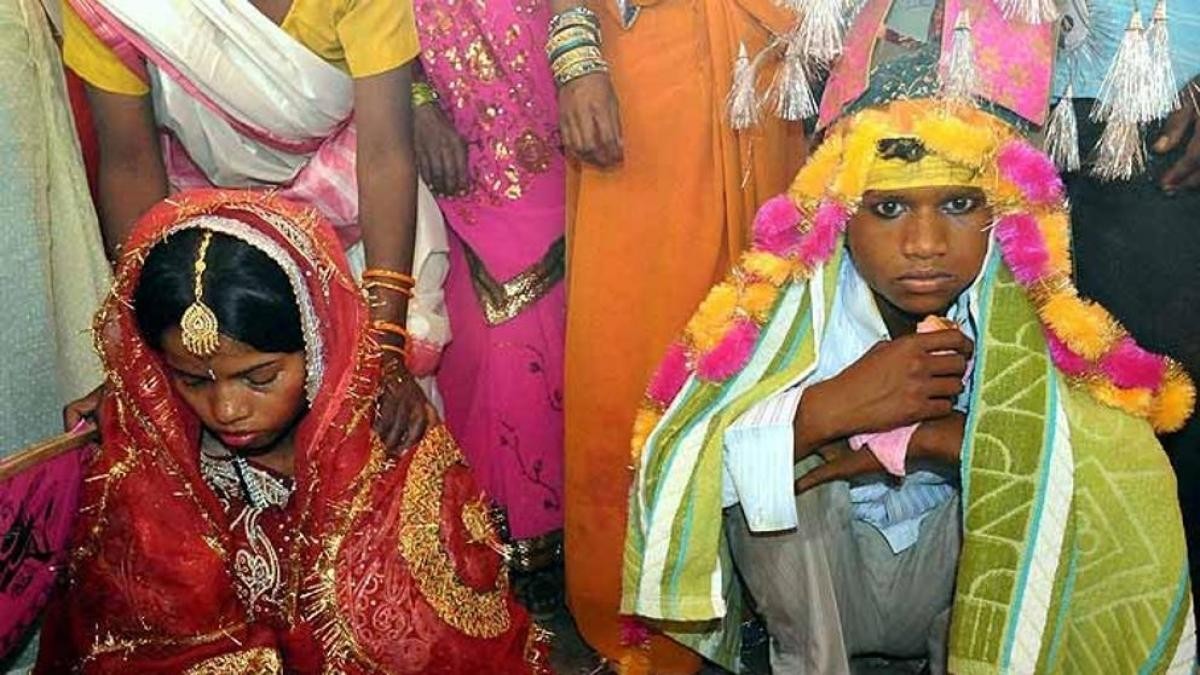 Más de 2.000 personas fueron arrestadas en India por matrimonios ilegales de niños y niñas | Internacionales