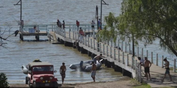 Un niño chocó contra su padre con motos de agua y está internado en terapia intensiva | Actualidad