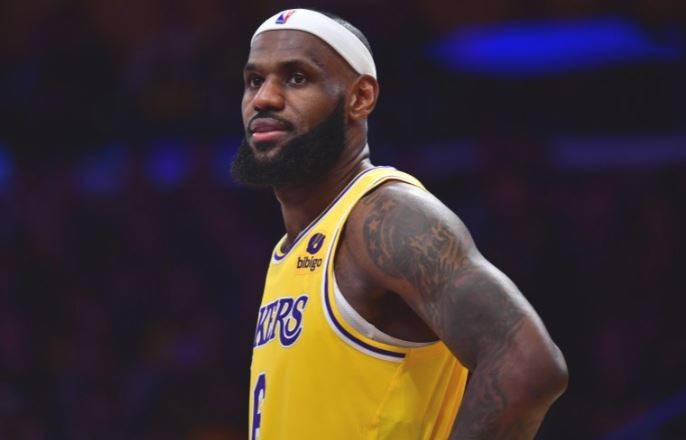 LeBron James cumplió su destino y batió el récord de puntos de la NBA | Deportes