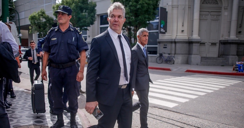 Tras las condenas por el caso Báez Sosa, Burlando confirmó su candidatura como gobernador bonarense | Actualidad