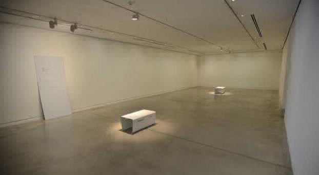 La polémica muestra de museo que exhibe salas vacías | Curiosidades