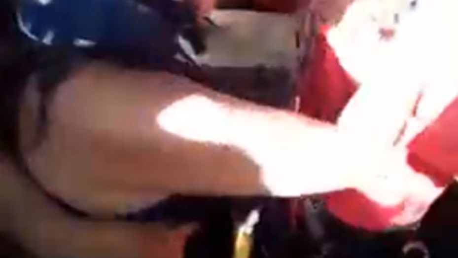 Dramático rescate de una joven que cayó a un pozo de 12 metros en Córdoba | Actualidad