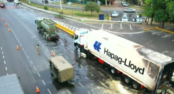 "Está controlado" el derrame de una sustancia tóxica en la Autopista del Oeste | Actualidad