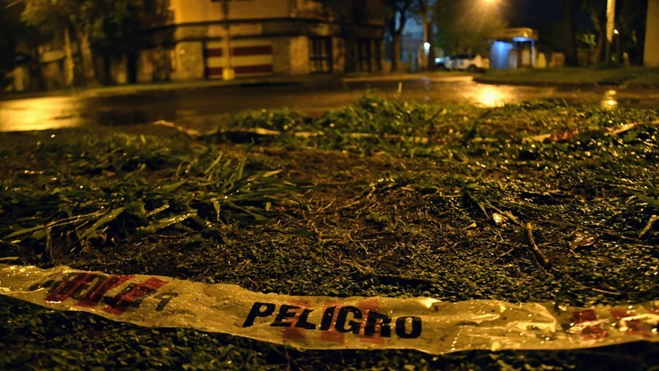 Acribillaron a un joven en una fiesta callejera en Rosario | Actualidad