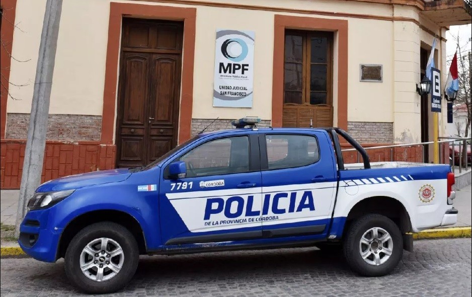 Sorprendió a un ladrón robándole la cortadora de césped en su casa y lo mató: lo imputaron por "exceso en la legítima defensa" | Actualidad