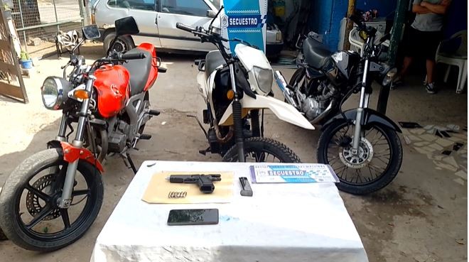 Dos menores aprehendidos tras balear a un chico de 15: tenían vehículos y celulares robados y un arma de guerra | Actualidad