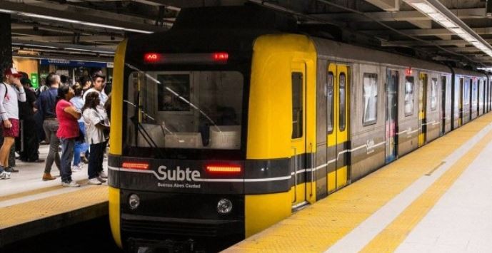 Por el apagón masivo en el AMBA, trenes y subtes registran demoras y limitaciones | Actualidad