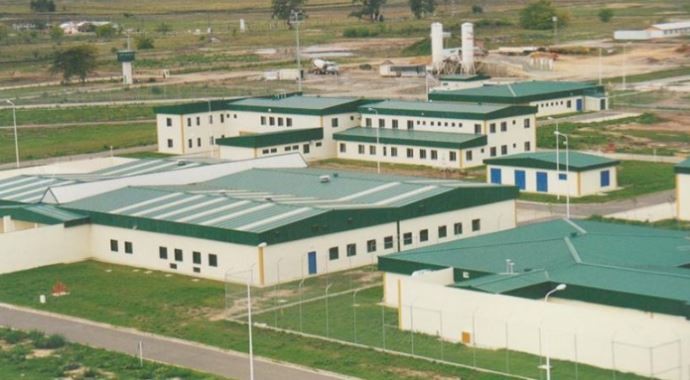 Balaceras y narcomenudeo: Allanan las cárceles de Ezeiza, Marcos Paz y Rawson | Actualidad