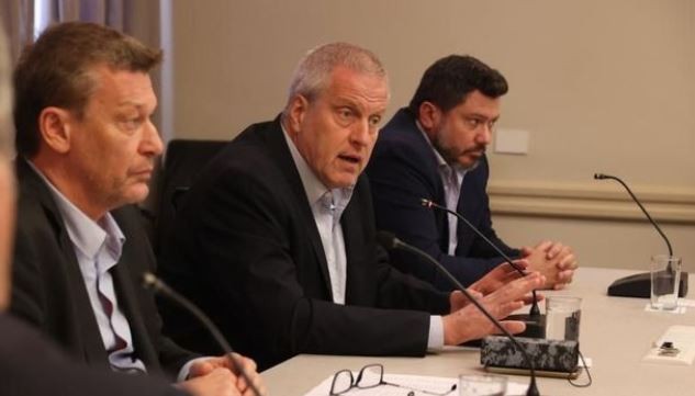 El Gobierno ofreció un 30% de aumento salarial a los docentes y no docentes universitarios | Economía