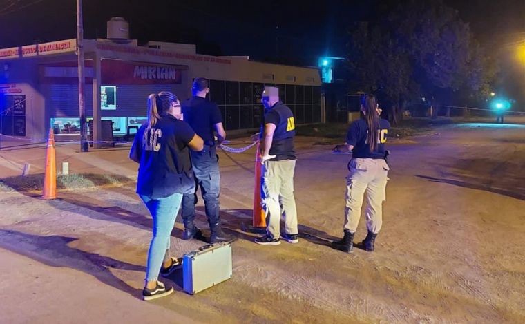 Noche sangrienta en Rosario: mataron a un hombre a cuchillazos y balearon a un nene de 2 años | Actualidad