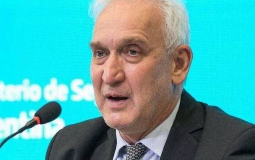 El embajador Fuks dejó Ecuador en medio del cruce diplomático por la fuga de Duarte | Política