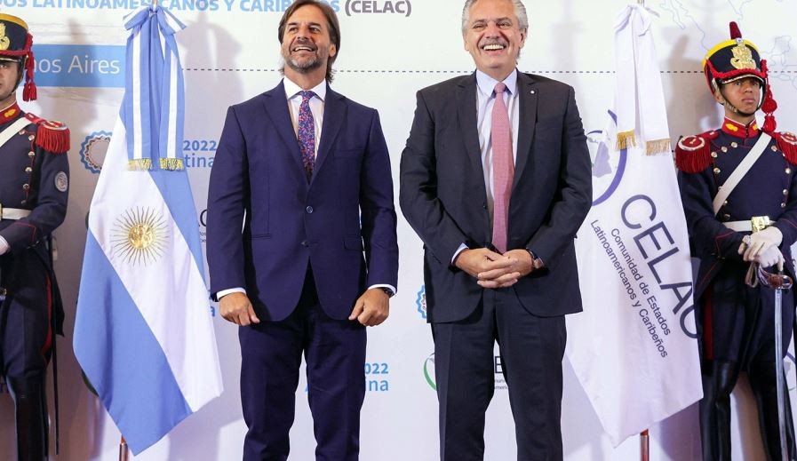 Alberto Fernández se reunirá con Lacalle Pou en abril para avanzar en la cooperación comercial | Política