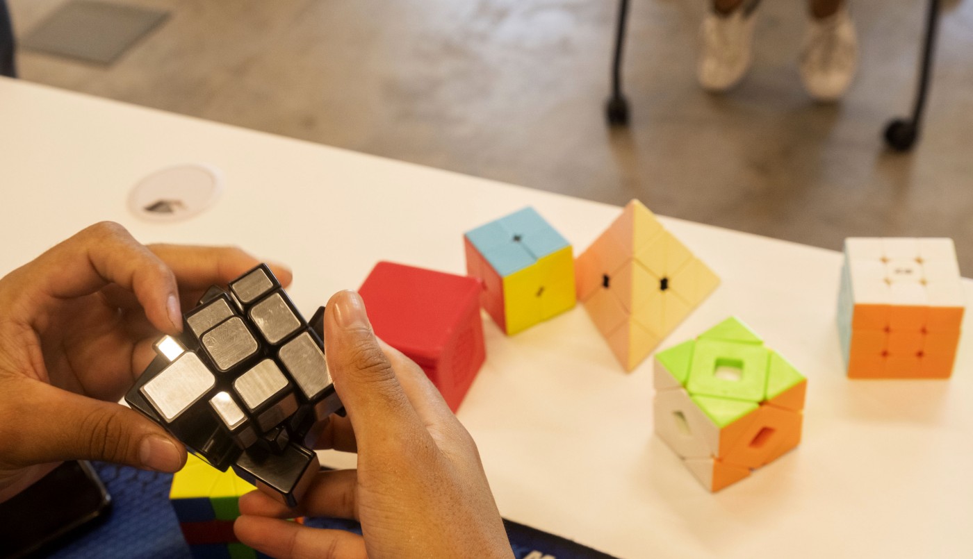 Más de 100 personas participaron del campeonato argentino de Cubo Mágico | Actualidad