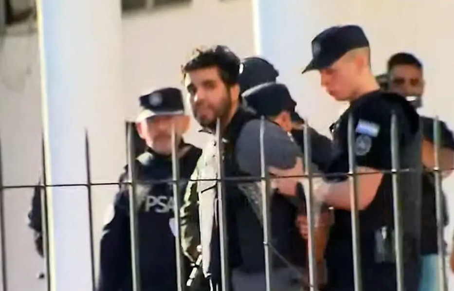 Pidieron restringirle las llamadas al acusado de querer matar a Cristina Kirchner | Política