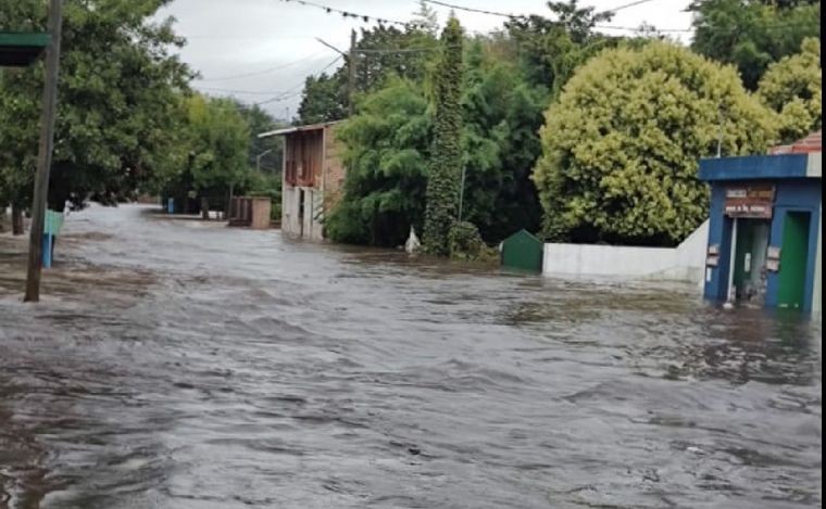 Córdoba: evacuados por la crecida de los ríos en Calamuchita y Río Cuarto | Actualidad