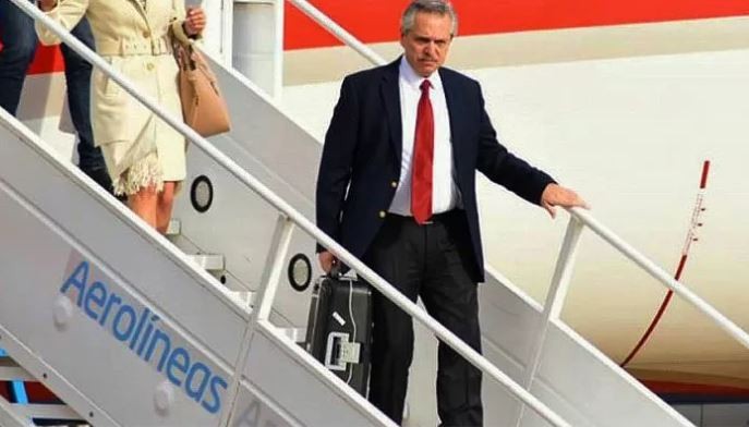 El Presidente fue autorizado por decreto para salir del país | Política