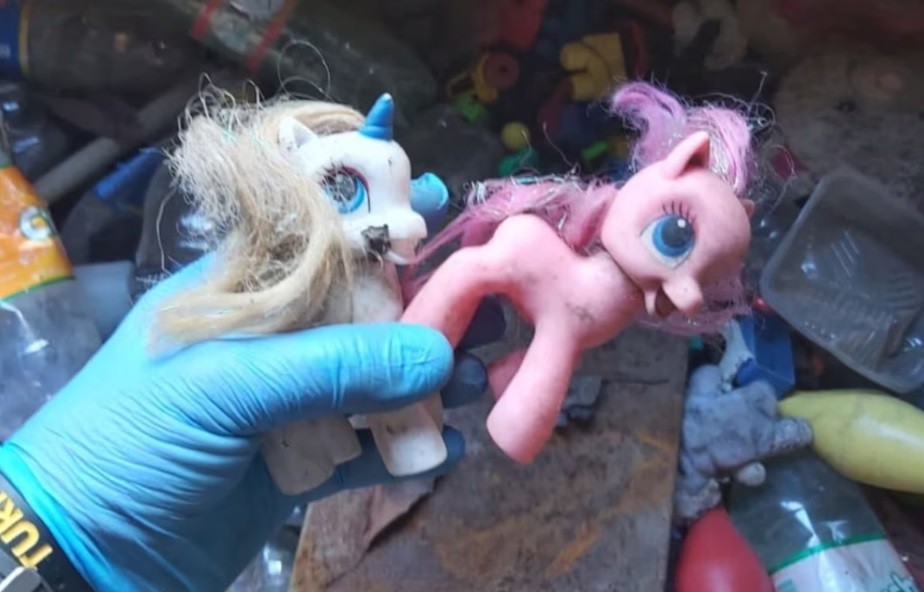 Abusaba de su hija, le sacaba fotos y las vendía online: rescataron a la menor en Tucumán | Actualidad