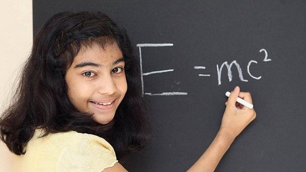 La historia de la nena que a los 12 años es más inteligente que Einstein y Stephen Hawking | Curiosidades