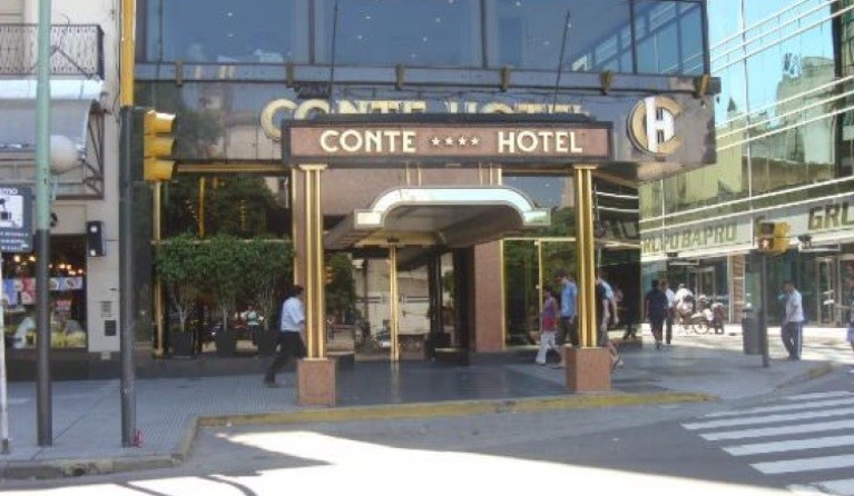 Una mujer murió tras cayó desde un piso 12 en un hotel del centro porteño y murió | Actualidad