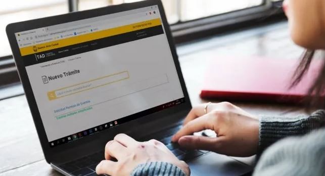 Dejarán de cobrar trámites como partidas de nacimiento, permisos de obra y habilitaciones en CABA | Economía