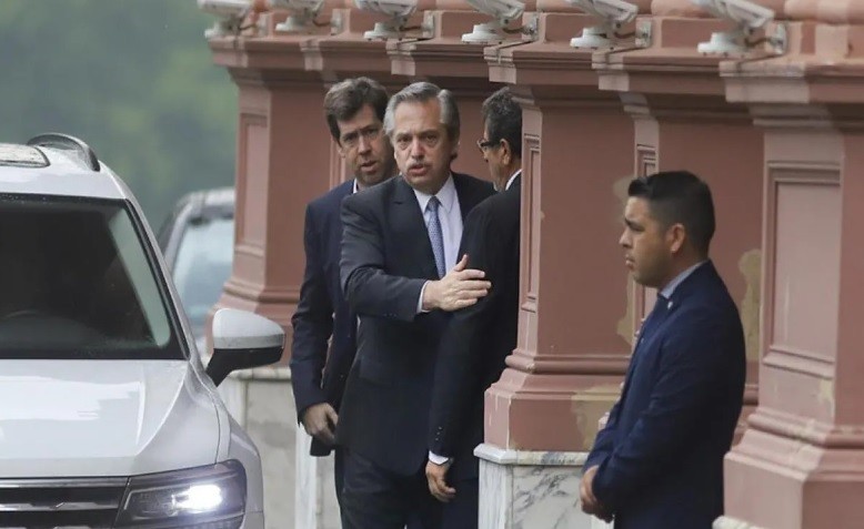 "Primero la Patria": el albertismo elogió la decisión del Presidente de no ir por la reelección | Política