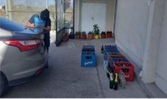 Chubut: la Policía Comunitaria cambia alcohol por alimentos y los dona a comedores | Actualidad