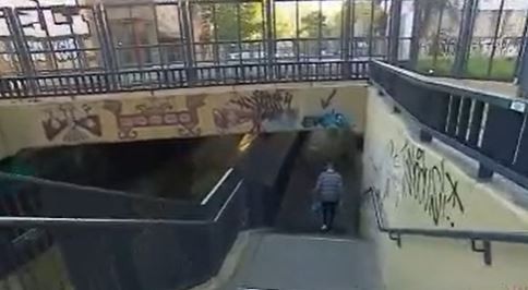 Peligroso túnel bajo nivel: una mujer fue asaltada en Núñez | Actualidad