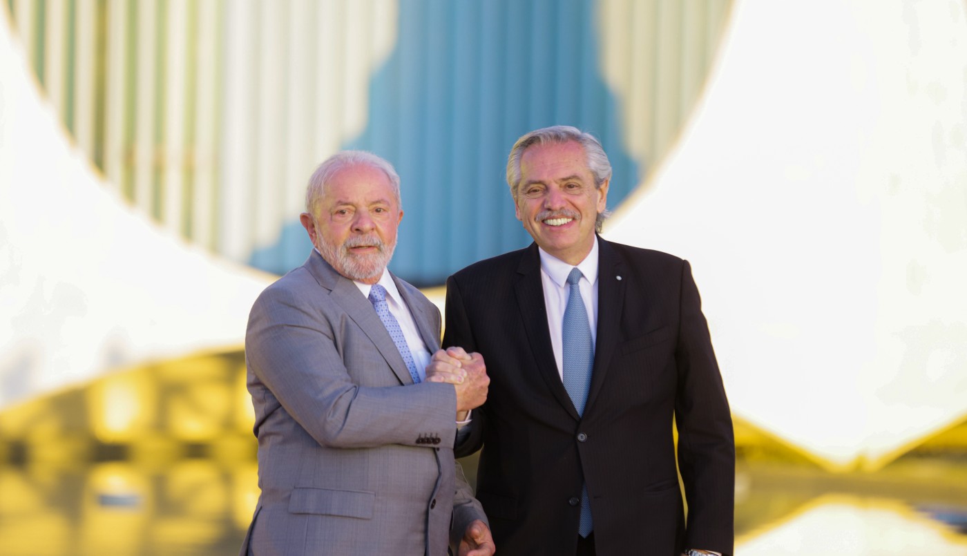 Lula da Silva: "Quiero ayudar para sacarle el cuchillo del cuello a la Argentina" | Política