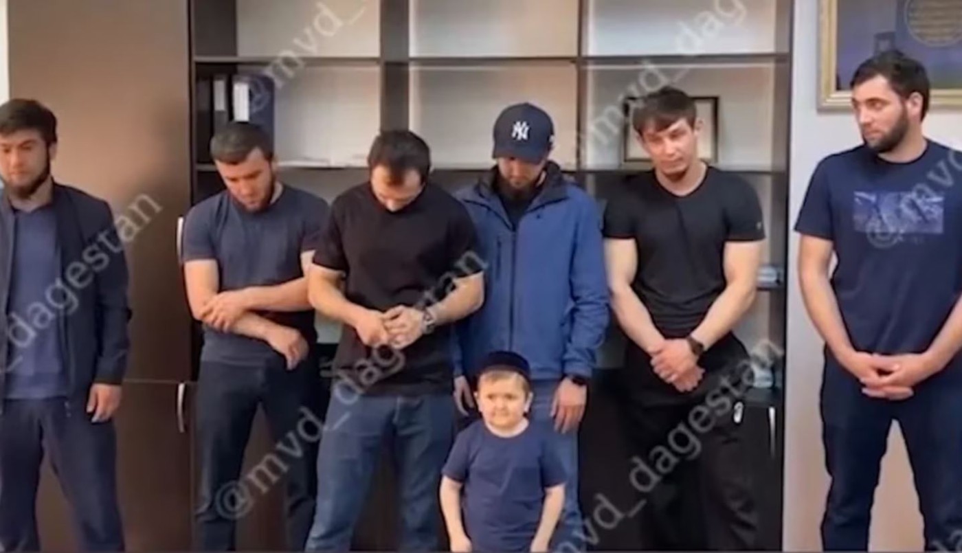 Detuvieron al influencer Hasbulla y le colocaron una tobillera | Curiosidades